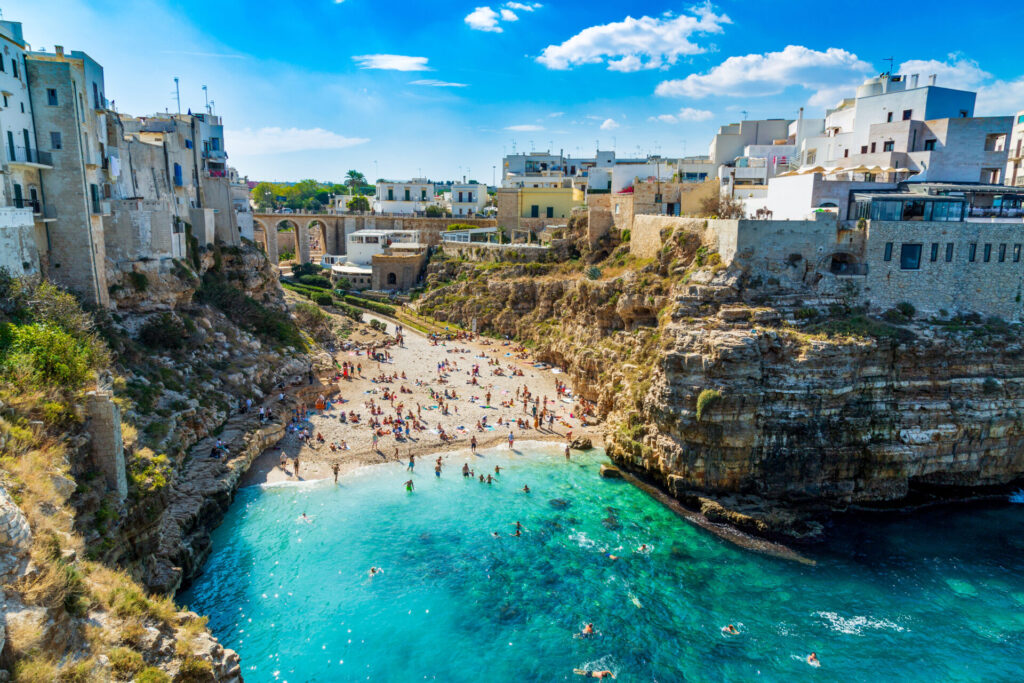  Tour in barca delle grotte di Polignano a Mare